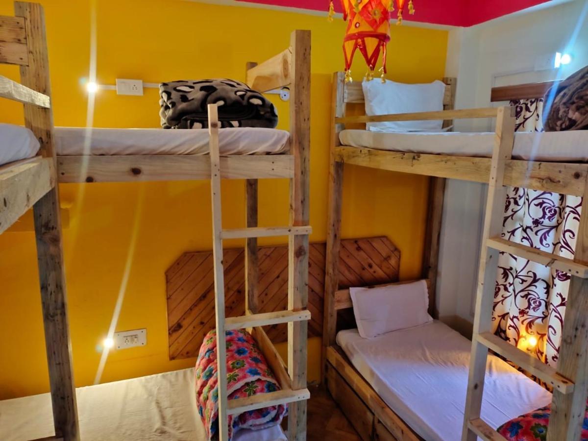 La Siesta India Manali Hostel Екстериор снимка