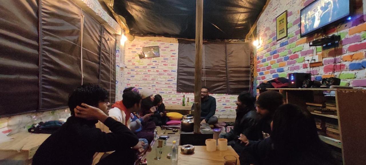 La Siesta India Manali Hostel Екстериор снимка